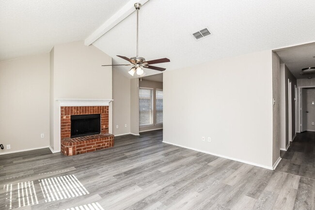 Building Photo - 2428 Ensenada Ln