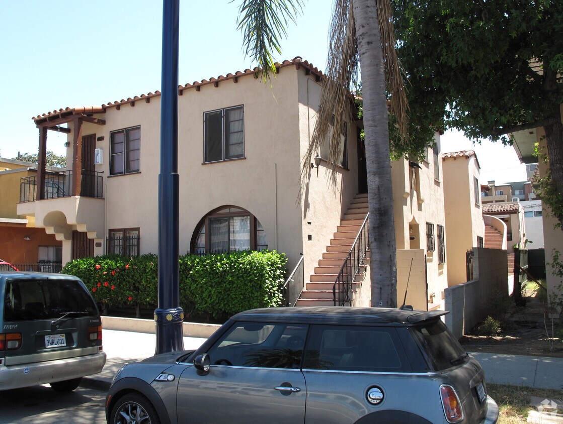 Foto del edificio - 844-854 1/2 Pacific Ave.