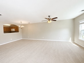 Building Photo - 56 Winter Lake Cir