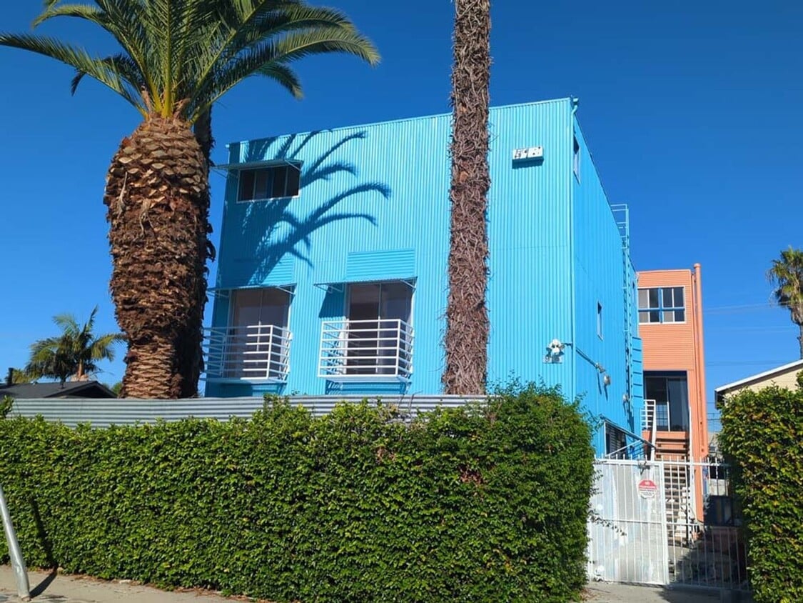 Foto principal - 915 Broadway St