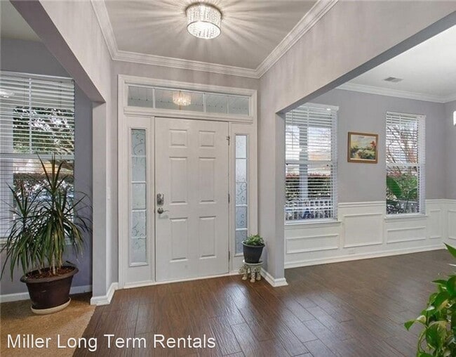 Foto del edificio - 3 br, 2.5 bath House - 8 5th Avenue