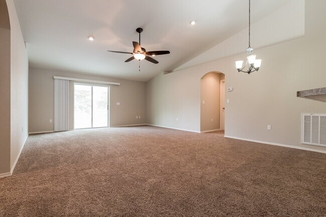Foto del edificio - 4224 Misty Way