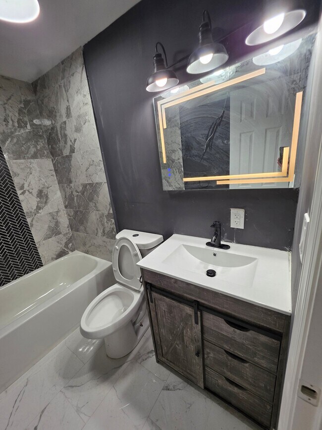 Foto del edificio - 4317 Elizabeth St