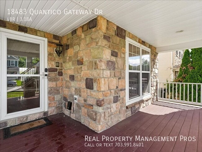 Building Photo - 18483 Quantico Gateway Dr