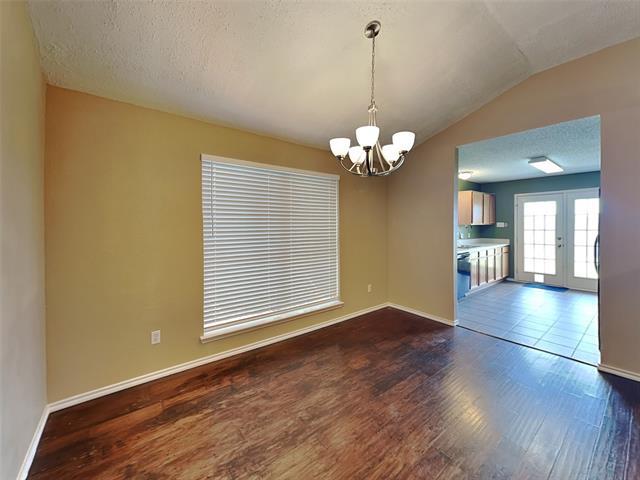 Building Photo - 5558 Heatherglen Terrace