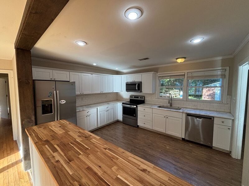 Foto principal - 816 Savage Rd