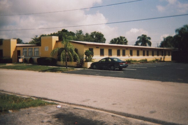 Foto del edificio - Top O Town Apartments