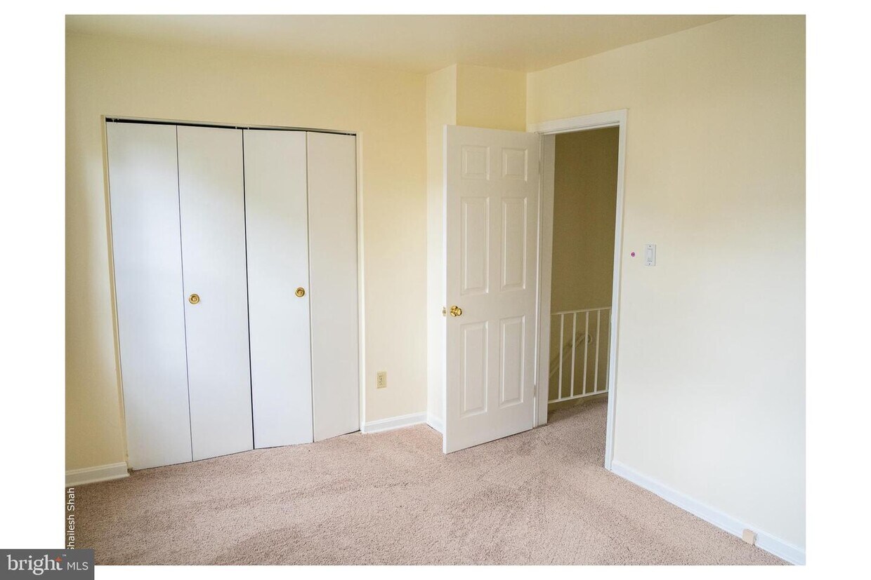 14418 Saguaro Pl, Centreville, VA 20121 Townhome Rentals in