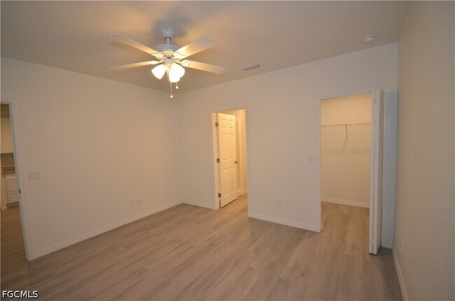 Foto del edificio - 3341 Willard St