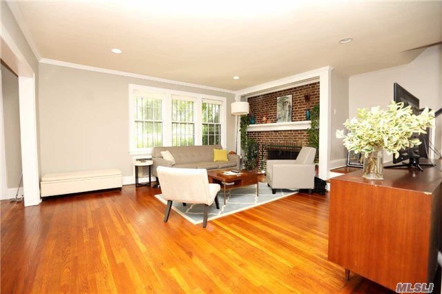 Foto del edificio - 116-33 Union Tpke