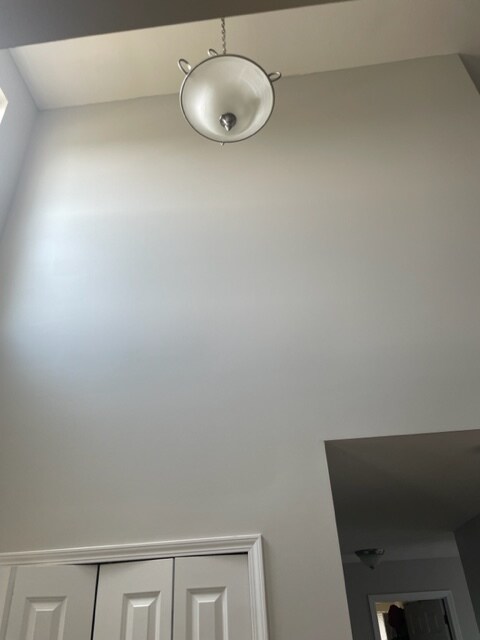 Ceiling - 367 E 59th St