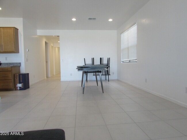Building Photo - 9030 S 169th Dr