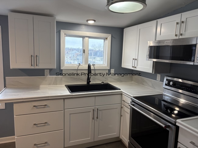 Foto del edificio - 1899 Smith St