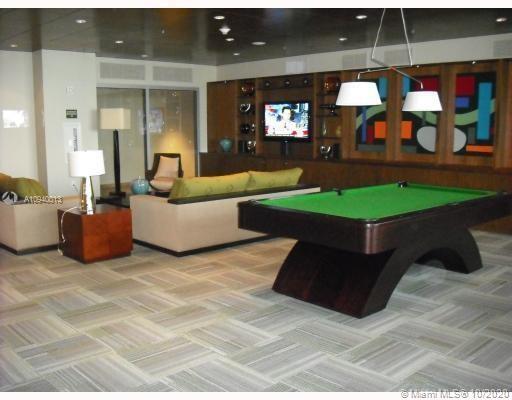 Building Photo - 2681 N Flamingo Rd