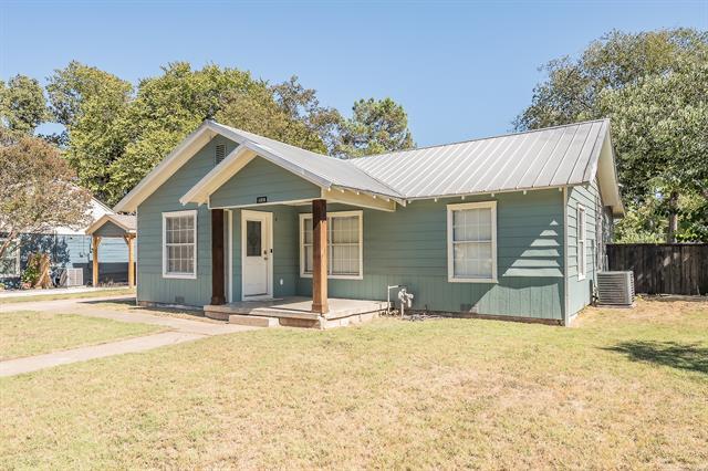 Foto principal - 1009 S Waco St