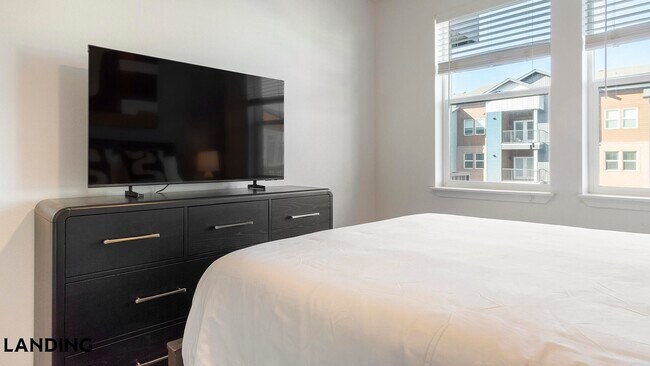 Foto del edificio - 185 Polaris Pointe