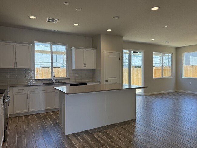 Foto del edificio - Brand new home Ariette at Copper River