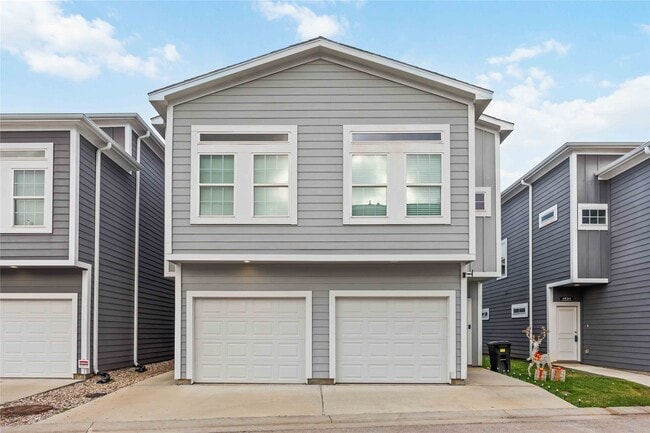 Building Photo - 4938 Paradigm Ln