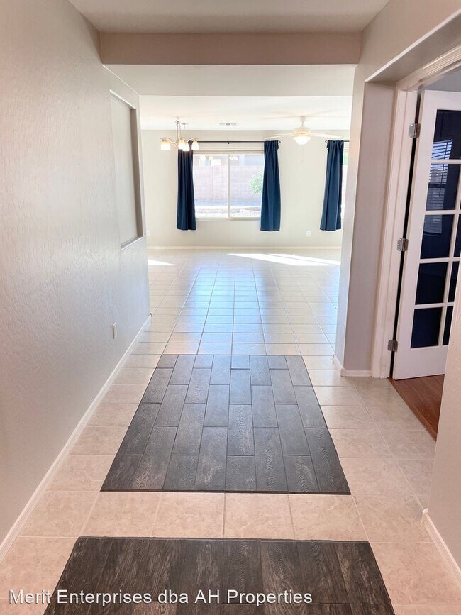 Foto del edificio - 3 br, 2.5 bath House - 2145 W AGRARIAN HIL...