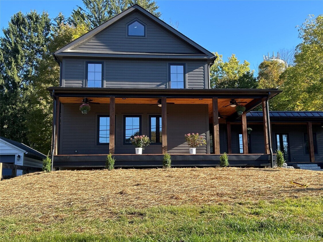 Foto principal - 21 Highland St