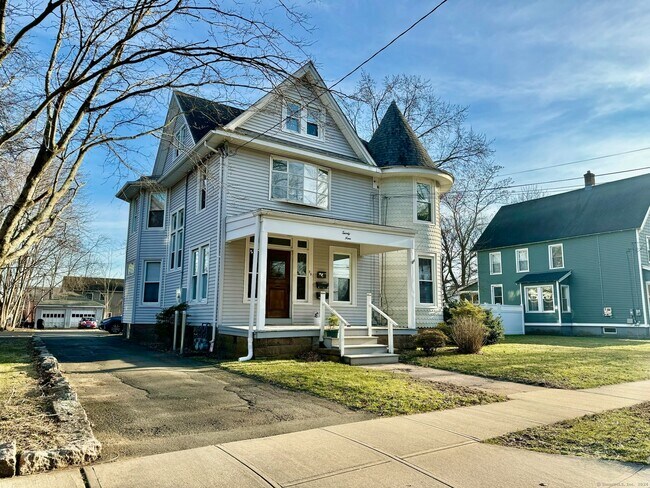 Building Photo - 29 Averill Pl