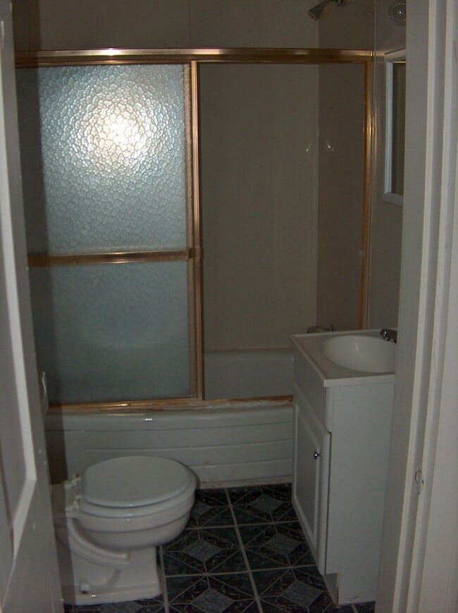 Photo - 911 N 9th St Rd Apartment