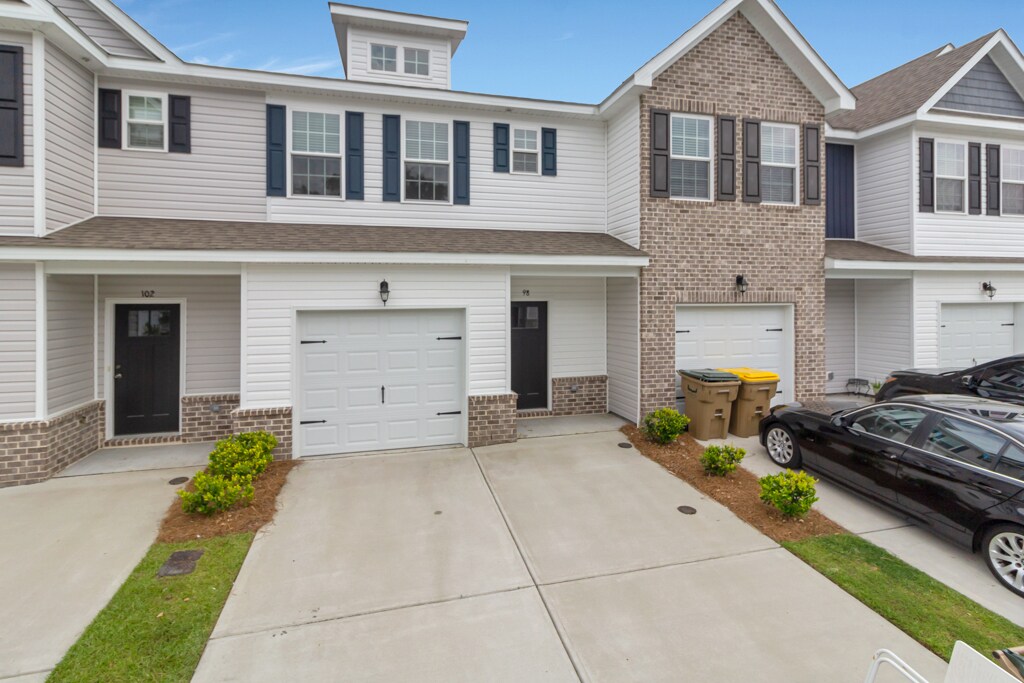 Foto principal - 98 Horizon Ln