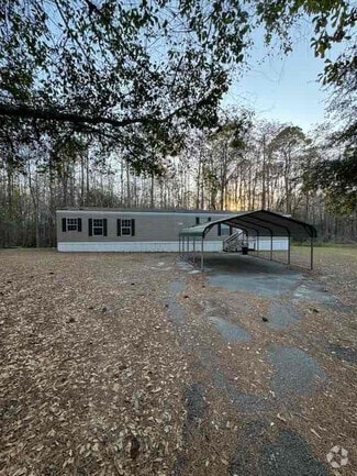 Building Photo - 790 Live Oak Church Rd