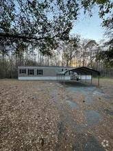 Building Photo - 790 Live Oak Church Rd