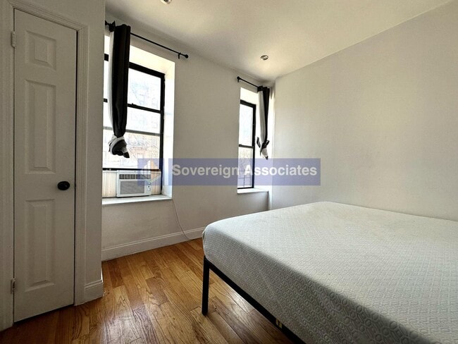 Building Photo - 934 Amsterdam Avenue