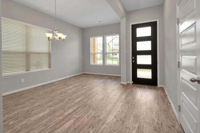 Building Photo - 11660 Bakersfield Pass