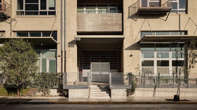 Foto del edificio - 530 S Hewitt St