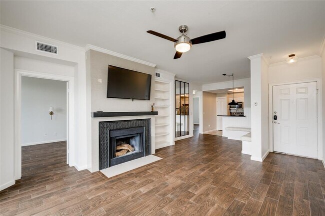 Building Photo - 6000-6 Shepherd Mountain Cove