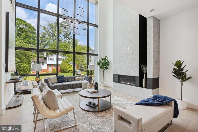 Foto del edificio - 703 Meadow Ln SW