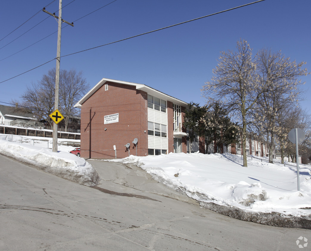 Primary Photo - Bowling Green Apartments