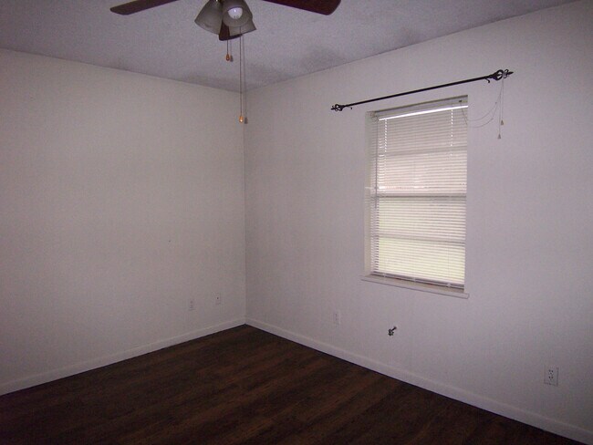 Building Photo - 5117 - A Prescott  -  Alexandria