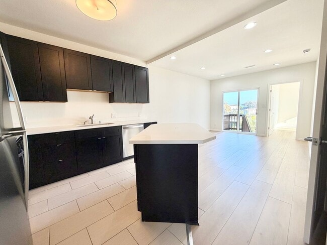 Building Photo - 1151 Wisconsin St