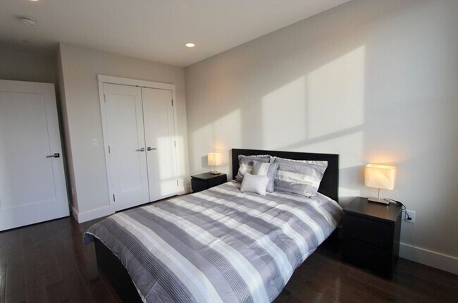 Building Photo - 434 McGrath Hwy