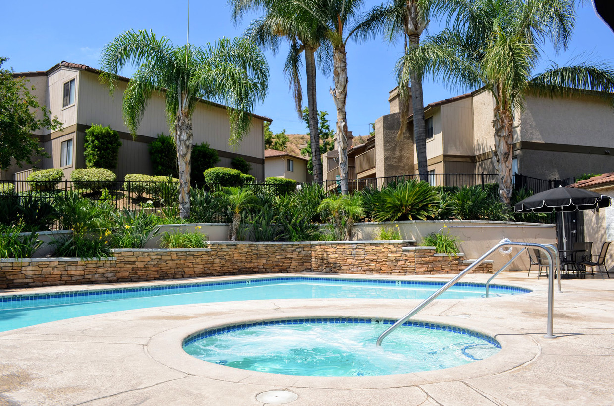 Primary Photo - Lido At Shandin Hills