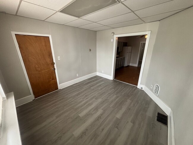 Building Photo - 1039 Leiper St