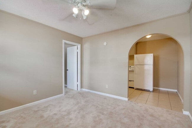 Photo - The Summit at the River Apartments