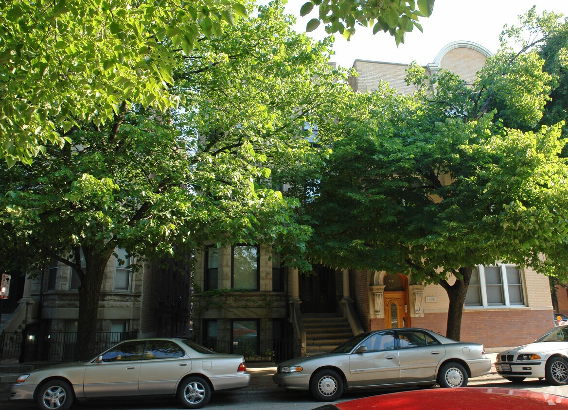 Foto del edificio - 1502 W Polk St