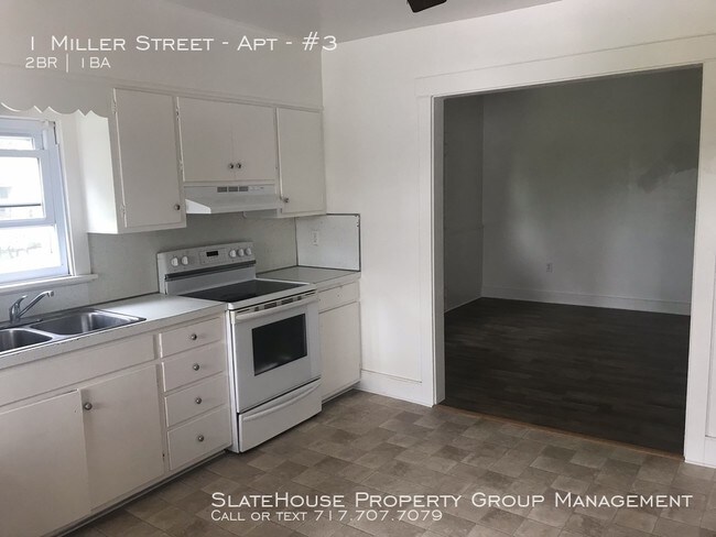 Building Photo - Great Downtown Strasburg Location!