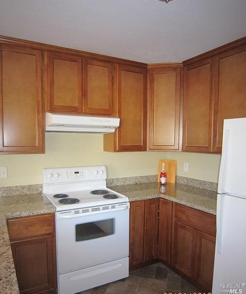Building Photo - 1530 Monterey Dr