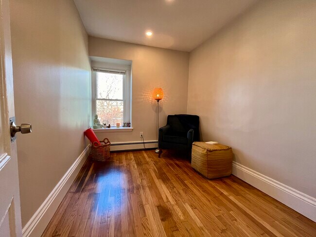 Foto del edificio - 21 Anita Ter