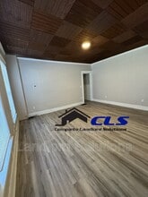 Building Photo - 700 S 8th St