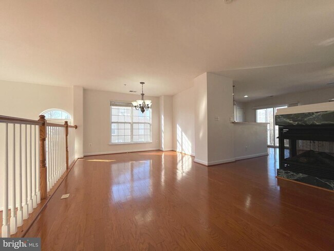 Foto del edificio - 12302 Open View Ln
