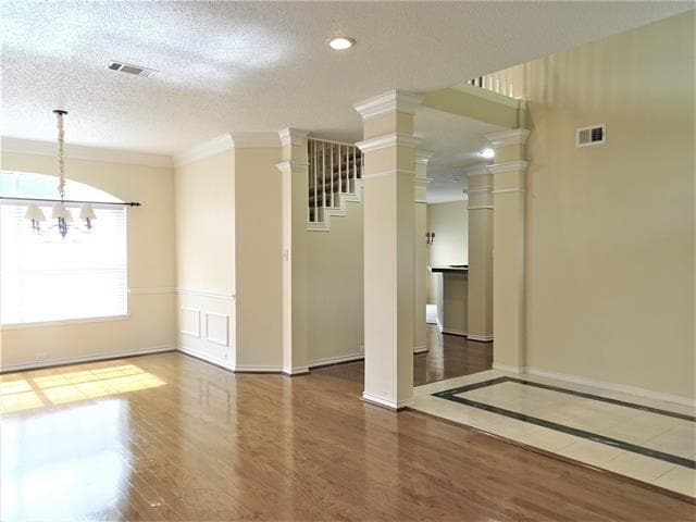 Building Photo - 1700 Seminary Dr