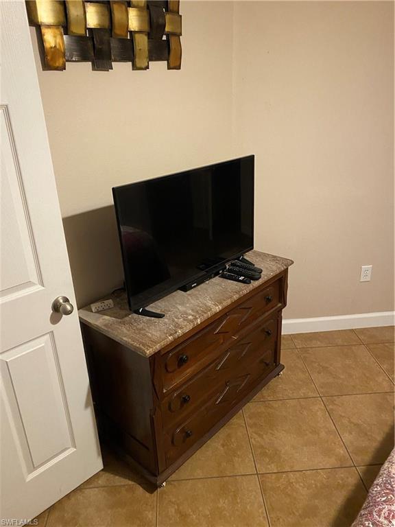 Building Photo - 6321 Aragon Way