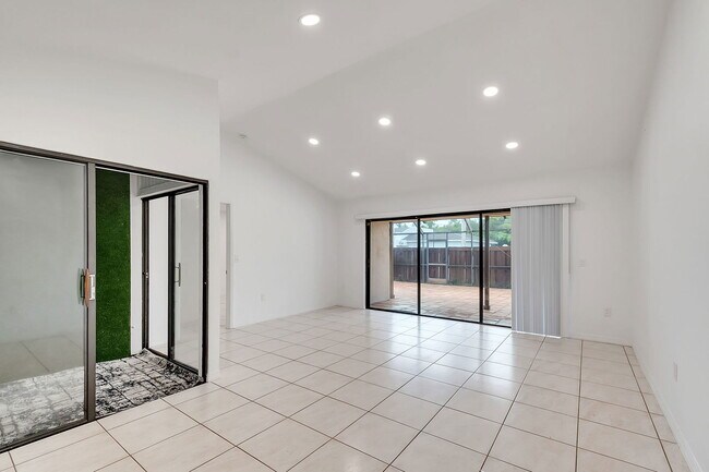 Foto del edificio - 11364 SW 87th Ter